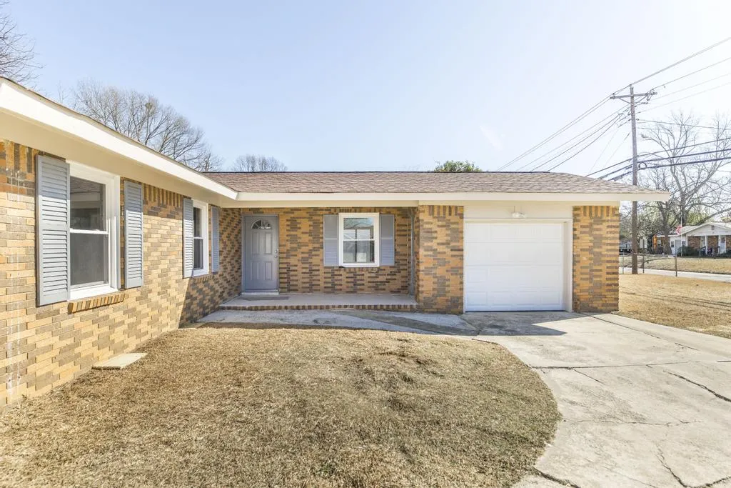 Sell Your Big House Fast: Expert Tips for a Quick Sale