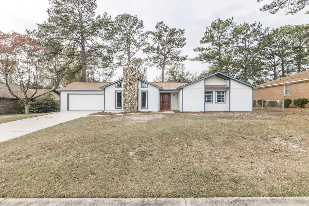 We buy houses in Warner Robins, GA