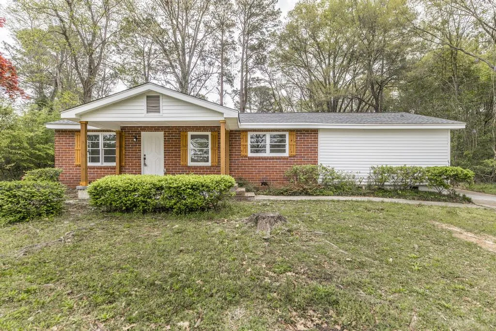 We buy houses in Perry, GA